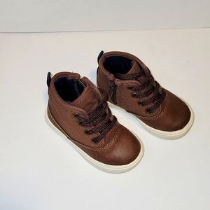 Carter's toddler boys boot size 5
